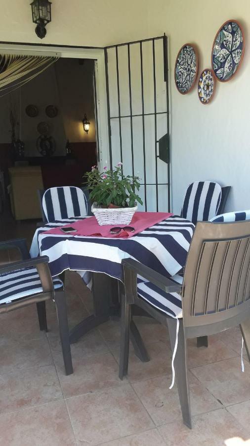 Chalet La Huerta 2 Amplios Jardines Barbacoa Y Wifi Conil De La Frontera Ngoại thất bức ảnh